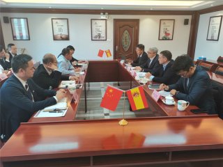  2020年11月27日，，，，，乐家集团高层领导莅临DB视讯建材集团总部交流工作